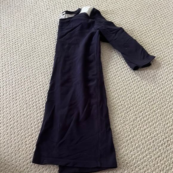 GAP SIZE XS NAVY DRESS EYELET DETAIL 3/4 SLEEVE - Picture 2 of 3